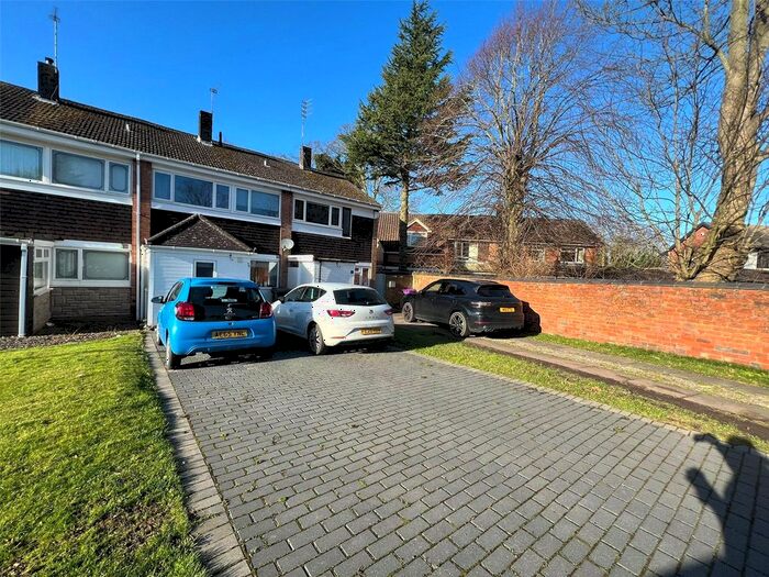 3 Bedroom Terraced House To Rent In Mount Road, Penn, Wolverhampton, West Midlands, WV4