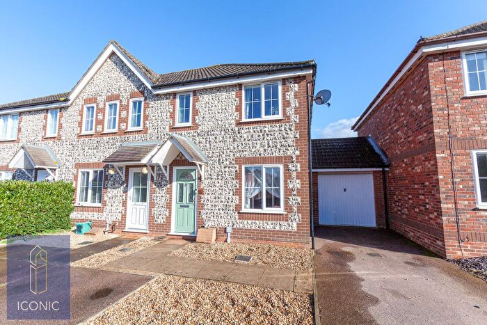 3 Bedroom Terraced House For Sale In Bill Todd Way, Taverham, Norwich, NR8