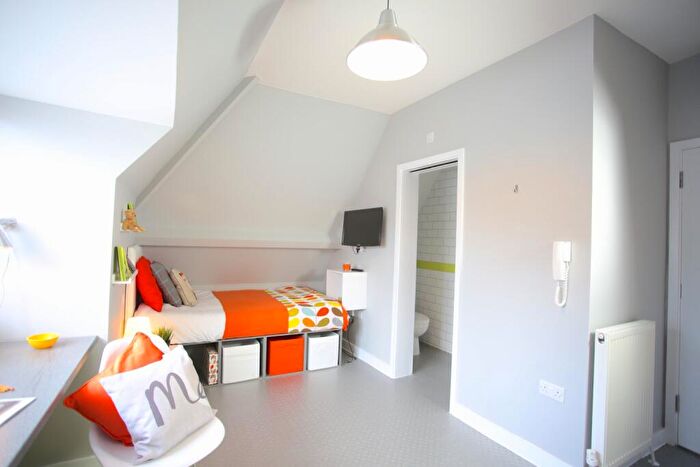 Studio To Rent In London Road, Luton, LU1