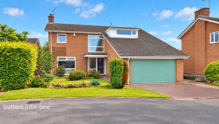 4 Bedroom Detached House For Sale In Dunnocksfold Road, Alsager, ST7