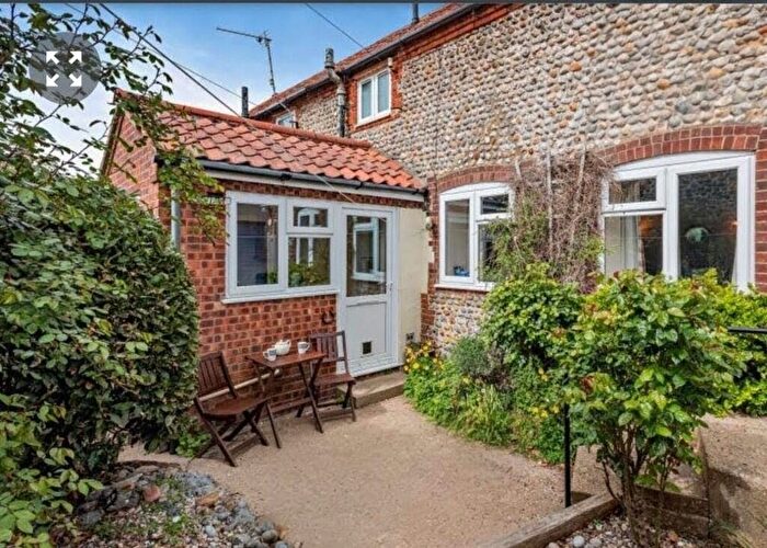 2 Bedroom End Of Terrace House For Sale In Mundesley, NR11