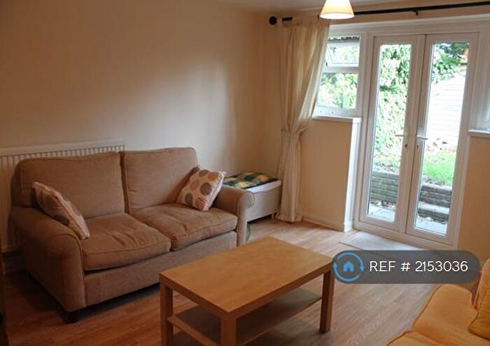 1 Bedroom Flat To Rent In Robert Street, Cardiff, CF24