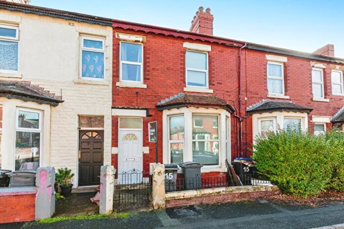 3 Bedroom Terraced House For Sale In Cunliffe Road, Blackpool, Lancashire, FY1