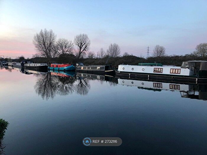 1 Bedroom Flat To Rent In Upper Clapton, London, E5