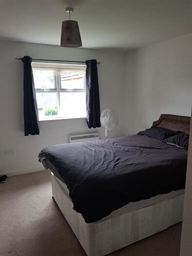 2 Bedroom Flat To Rent In Crookesbroom Lane, Hatfield, Doncaster, DN7