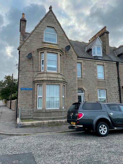 3 Bedroom Flat For Sale In Clerkhill Road, Peterhead, Aberdeenshire, AB42