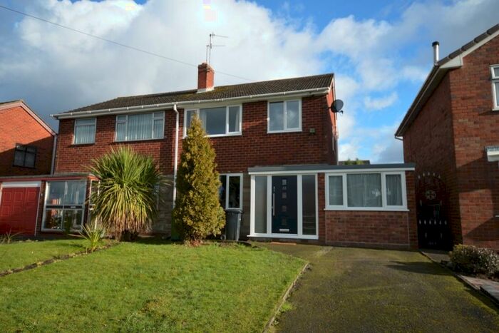 3 Bedroom Semi-Detached House To Rent In Hickman Road, Brierley Hill, West Midlands, DY5