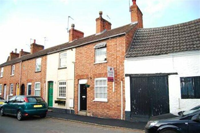 1 Bedroom Property To Rent In Water Lane, LE14