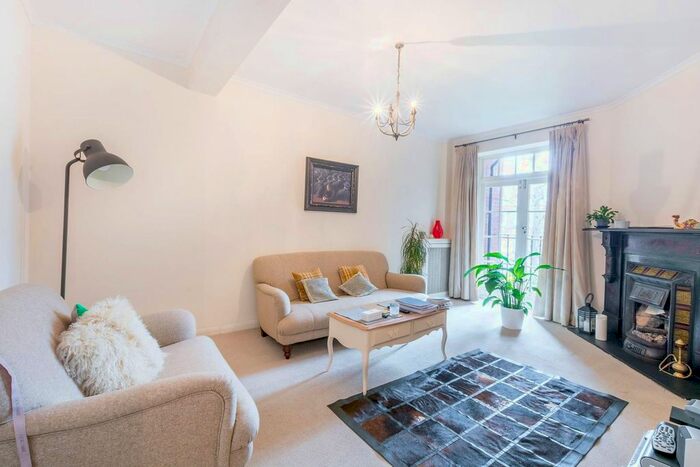 2 Bedroom Flat To Rent In Maida Vale, Maida Vale, London, W9