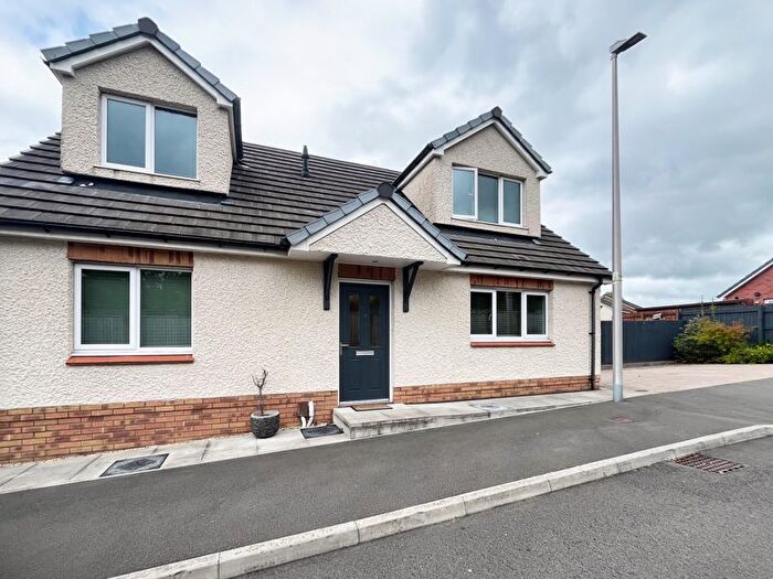 3 Bedroom Detached Bungalow For Sale In Tennant Grove, Neath, SA10