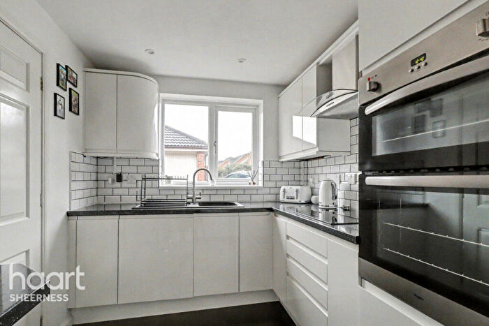 3 Bedroom Terraced House For Sale In Buckthorne Road, Minster, ME12