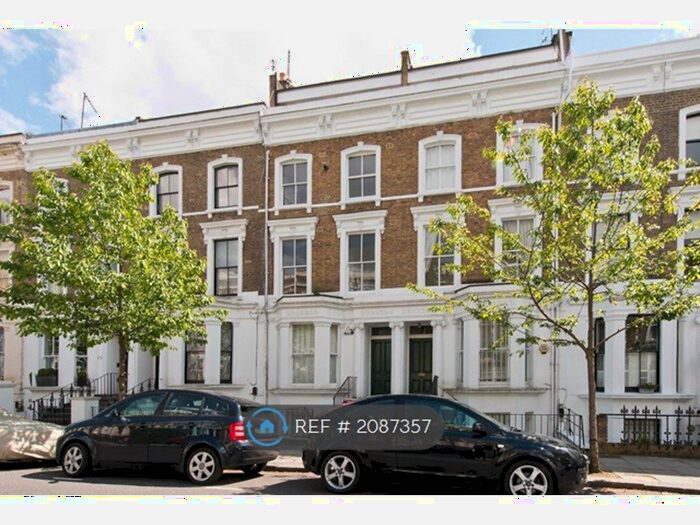 2 Bedroom Flat To Rent In Chesterton Road, London, W10