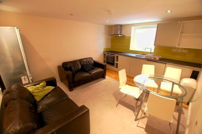 2 Bedroom Apartment To Rent In Denby Street, Sheffield, S2