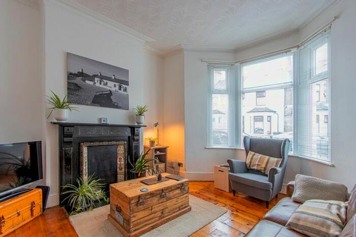 3 Bedroom Terraced House To Rent In Pentrebane Street, Grangetown, CF11