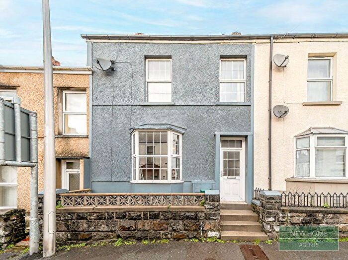 2 Bedroom Terraced House For Sale In Francis Terrace, Carmarthen, SA31