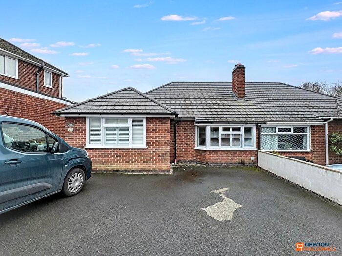 3 Bedroom Semi Detached Bungalow For Sale In St Bernards Road, Whitwick, LE67