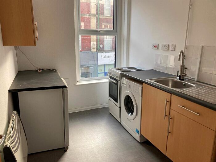 1 Bedroom Apartment To Rent In Holton Road, Barry, CF63