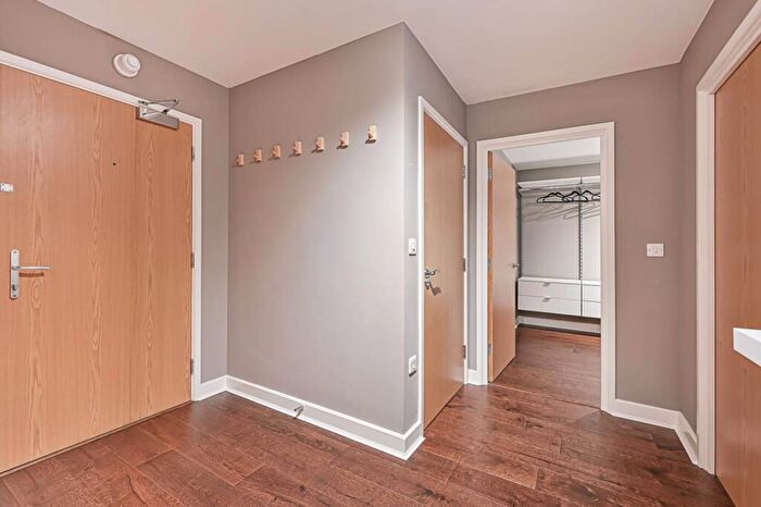 1 Bedroom Flat To Rent In Dalston Square, Dalston, London, E8