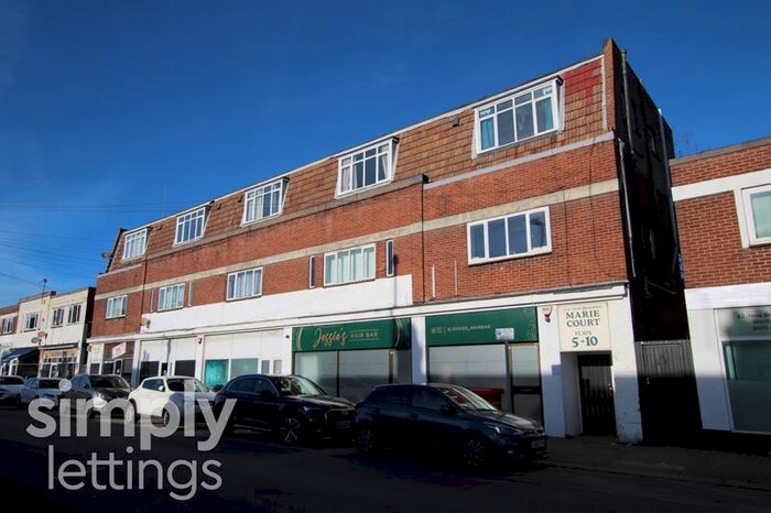1 Bedroom Flat To Rent In Marie Court, New Broadway, Tarring Road, Worthing, BN11
