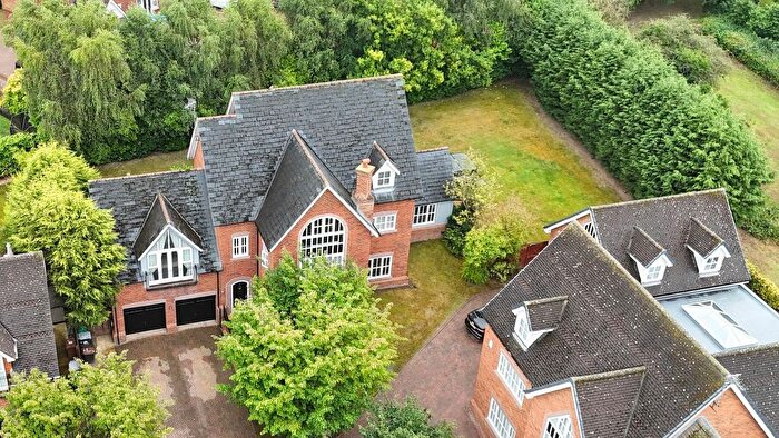 6 Bedroom Property To Rent In Richmond Close, Weston, CW2