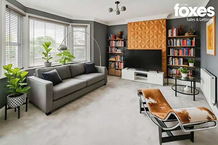 4 Bedroom Apartment For Sale In Ashley Road, Poole, Dorset, BH14