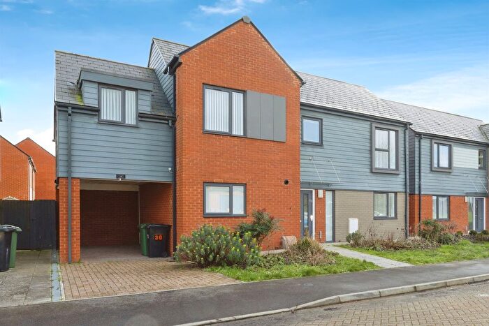 4 Bedroom Detached House For Sale In Scholars Way, Ashford, TN23