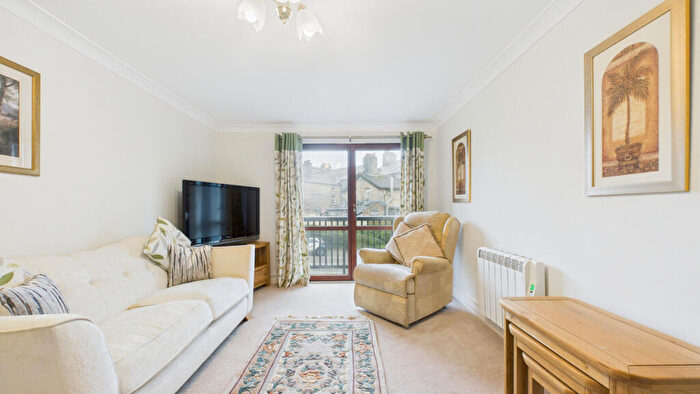 2 Bedroom Apartment For Sale In Station Road, Arnside, LA5