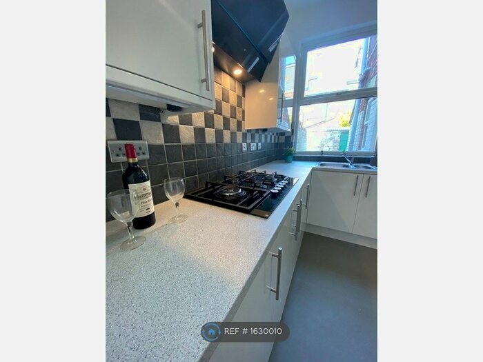 7 Bedroom Terraced House To Rent In Harringay Avenue, Liverpool, L18