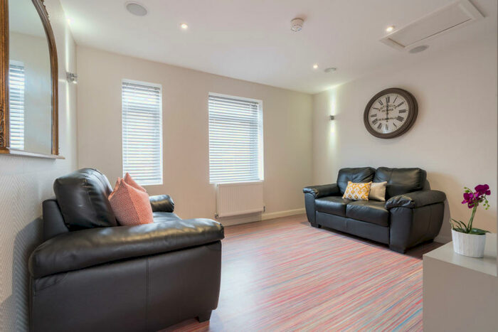 4 Bedroom Terraced House To Rent In Queen Anne Street, Stoke, ST4