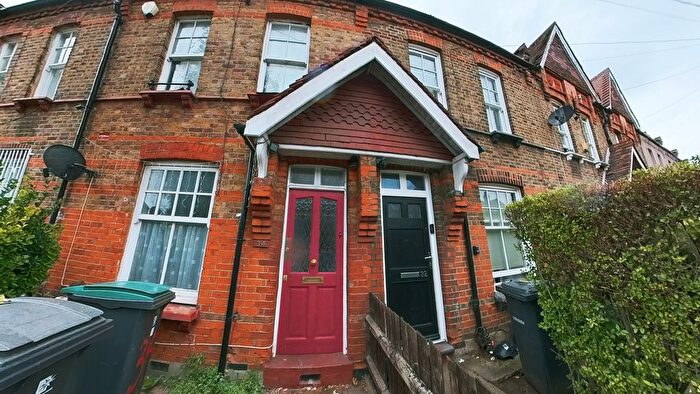 2 Bedroom Terraced House For Sale In Darwin Road, London, N22