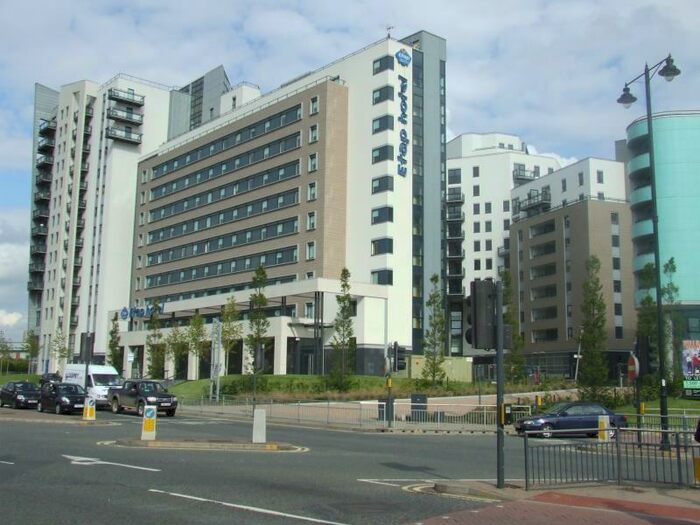 1 Bedroom Apartment To Rent In Gateway West, East Street. Leeds, LS9