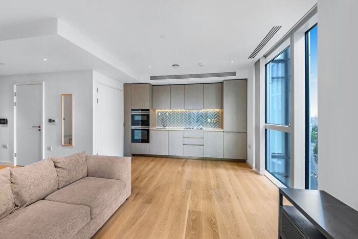 Apartment To Rent In Atlas Building, London, EC1V