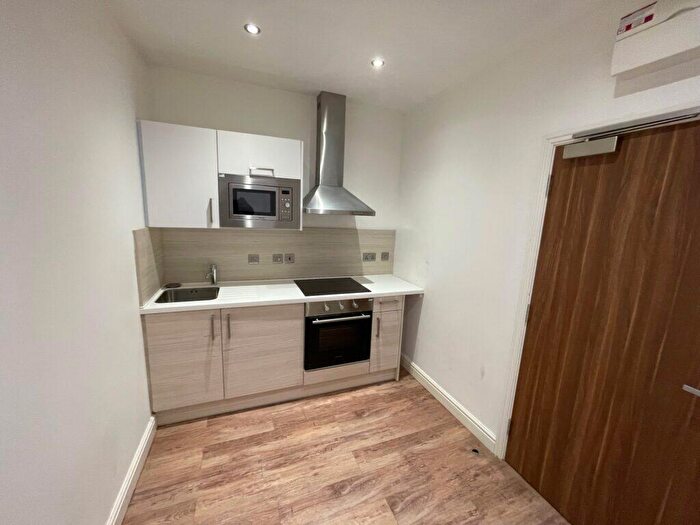 Studio To Rent In Westcotes Drive, Leicester, LE3