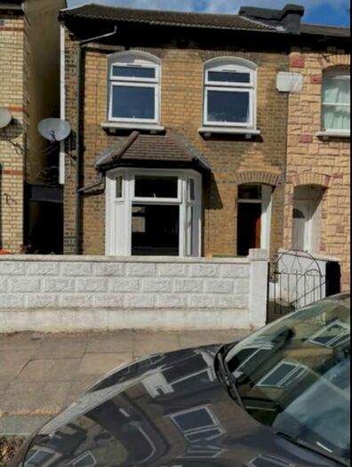 3 Bedroom Semi-Detached House To Rent In Strode Road, London, E7