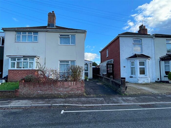 3 Bedroom Semi Detached House For Sale In Kent Road, Southampton, Hampshire, SO17