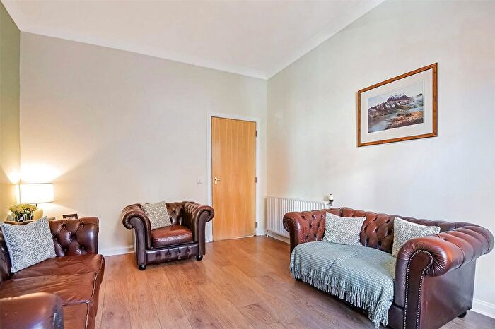 2 Bedroom Flat For Sale In Dumbarton Road, Partick, Glasgow, G11