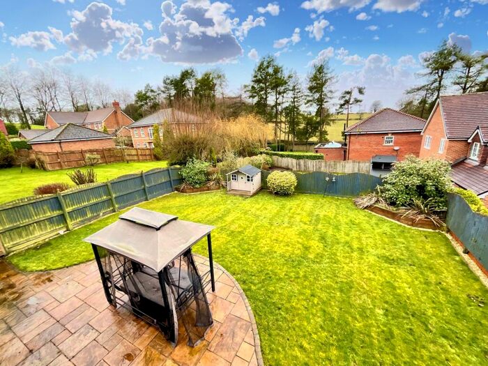 4 Bedroom Detached House For Sale In Jenner Grove, Blythe Bridge, ST11