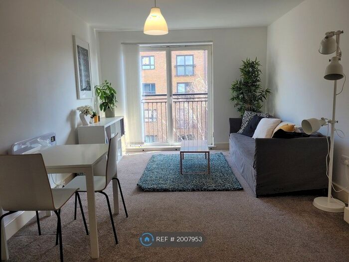 1 Bedroom Flat To Rent In Padstone House, London, E3