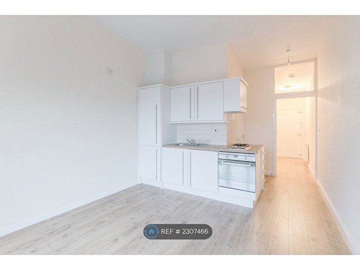 1 Bedroom Flat To Rent In School Lane, Kettering, NN16