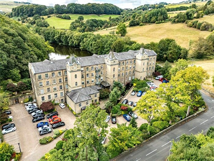 2 Bedroom Apartment For Sale In Colne, Barkisland Mill, Halifax, HX4