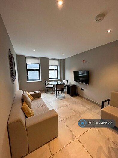 2 Bedroom Flat To Rent In Mansio Residence, Leeds, LS1