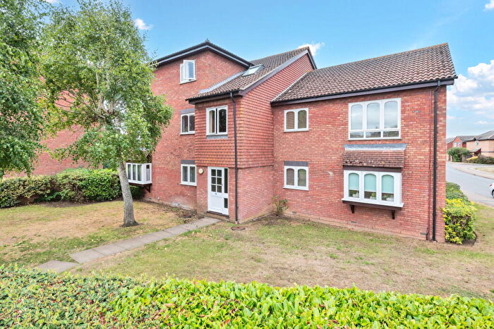 1 Bedroom Flat For Sale In Andrew Road, Eynesbury, St. Neots, PE19