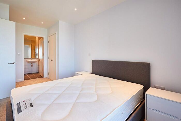 2 Bedroom Apartment To Rent In Block B, Bury Street, M3