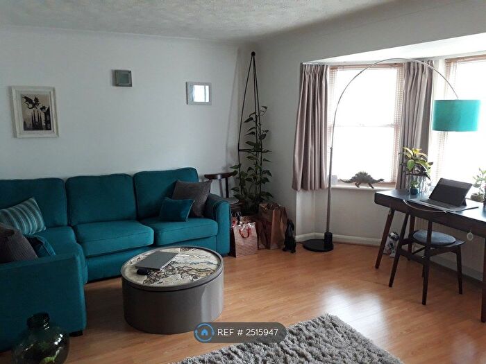 1 Bedroom Flat To Rent In Leopold Road, Brighton, BN1