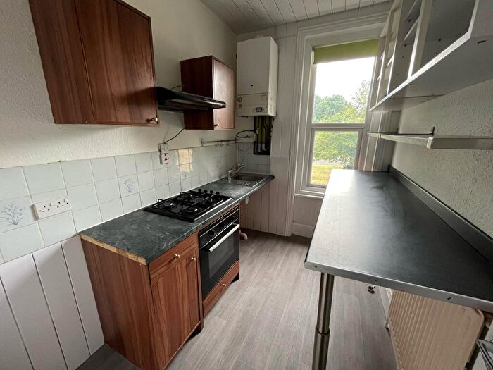 2 Bedroom Apartment To Rent In Toledo Road, Southend On Sea, SS1