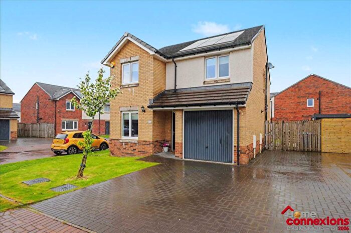 4 Bedroom Detached House For Sale In Cleadon Place, Benthall, East Kilbride, G75