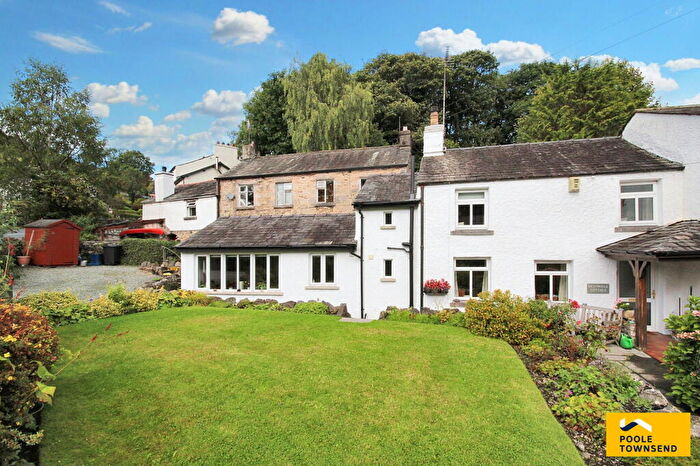 2 Bedroom Semi-Detached House For Sale In Hedgehog Hideaway Broom Hill Cottage, Lindale, LA11