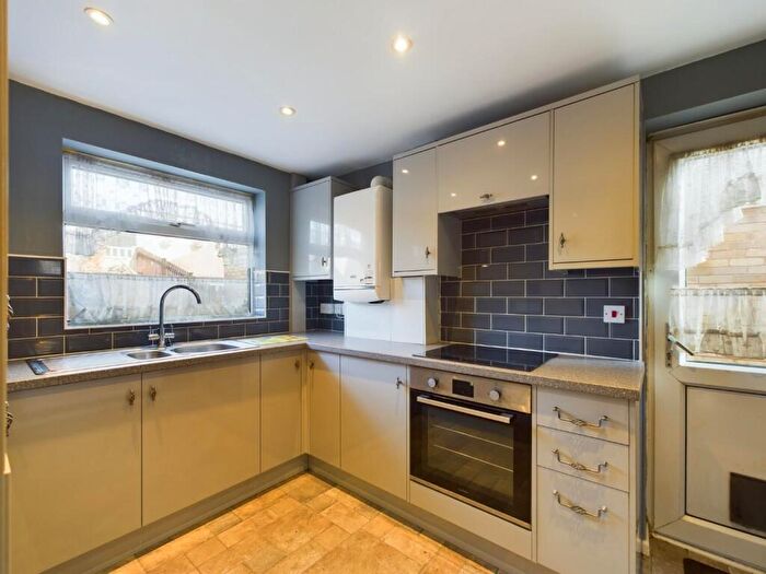3 Bedroom Detached House For Sale In Malvern Drive, Bristol, BS30