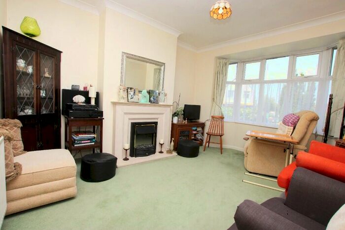 2 Bedroom Semi-Detached Bungalow For Sale In Bryant Road, Kettering, Northamptonshire, NN15