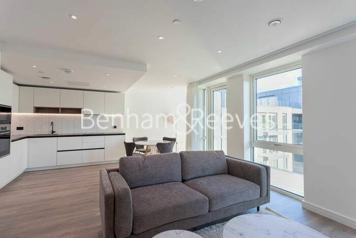 2 Bedroom Flat To Rent In Matcham House, Hammersmith, W6